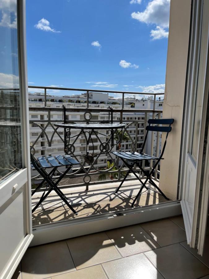 Cannes, Croisette, Palais Miramar Extérieur photo
