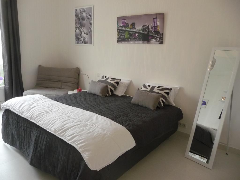 Cannes, Croisette, Palais Miramar Chambre photo