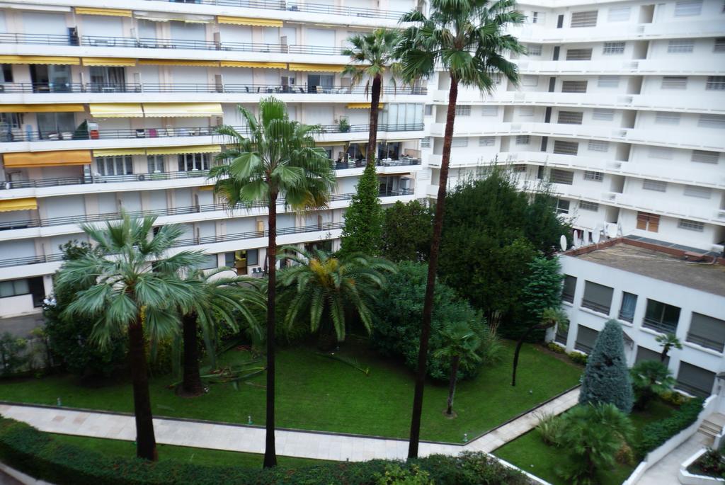 Cannes, Croisette, Palais Miramar Chambre photo