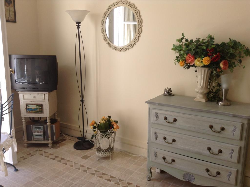 Cannes, Croisette, Palais Miramar Chambre photo