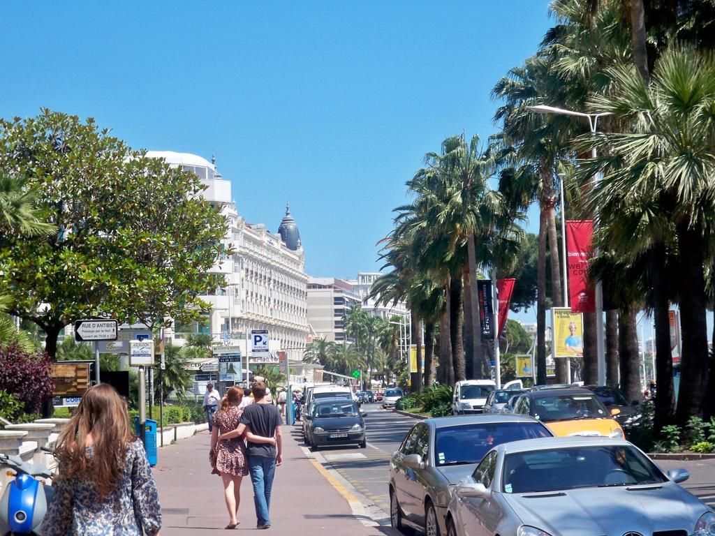 Cannes, Croisette, Palais Miramar Extérieur photo
